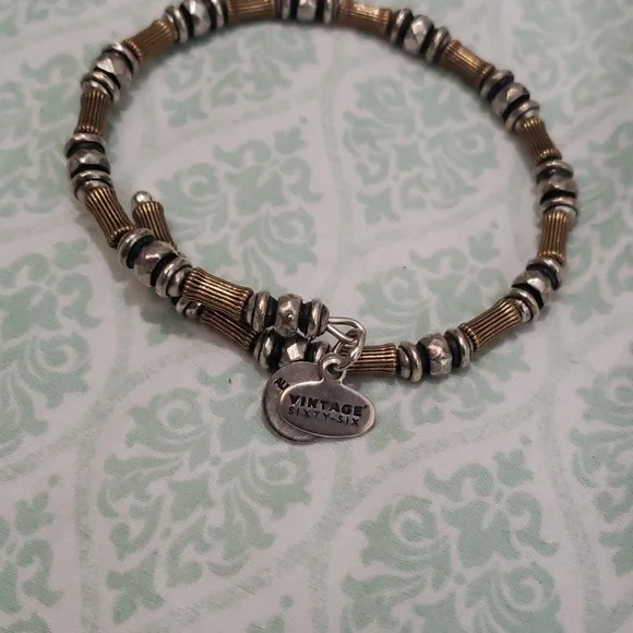 Gold & Silver Unisex Vintage Bracelet - Picture 2 of 4